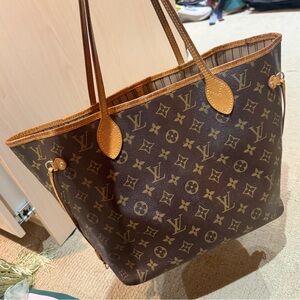 Louis Vuitton Neverfull MM
